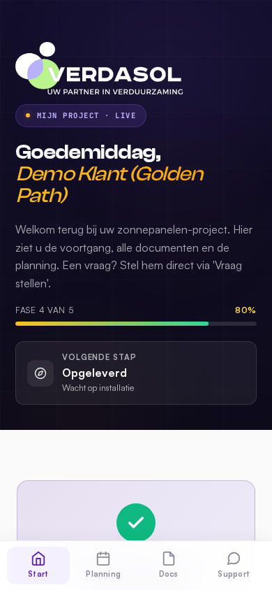 Het klantportaal op een telefoon met onderaan de vaste tabbalk Start, Planning, Docs, Facturen en Support